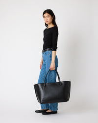 The Eva Weekend Tote