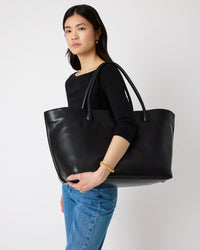 The Eva Weekend Tote
