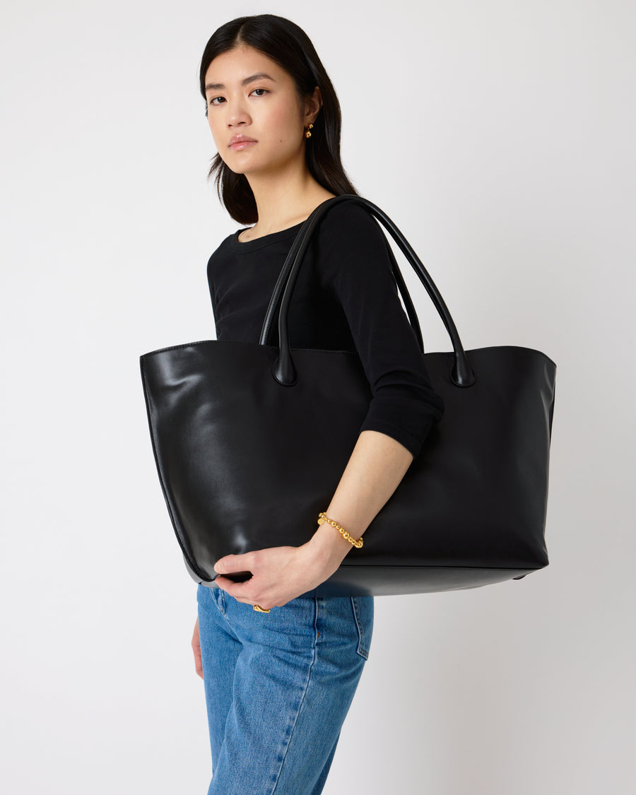 The Eva Weekend Tote